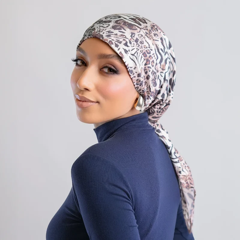 Spanish Turban Printed Stan -Bright grey X timberwolf