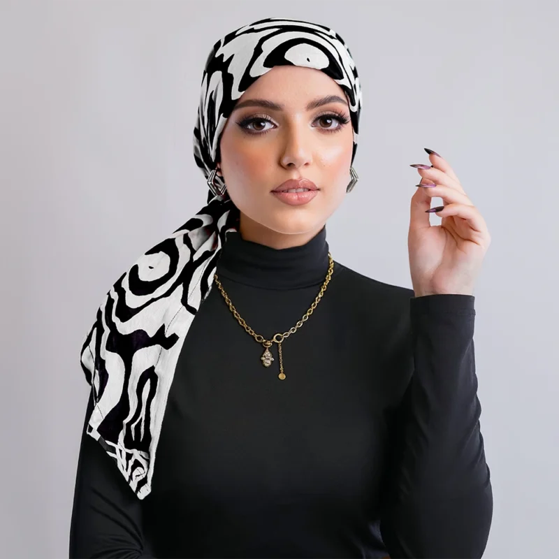 Spanish Turban Printed Linen - Silver Sand X Black